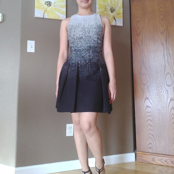 Armani Exchange Ombre Flare Dress - Picture 4 of 8